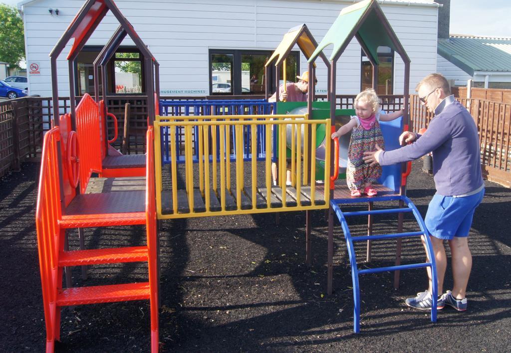كاوز Orchards Holiday Park المظهر الخارجي الصورة