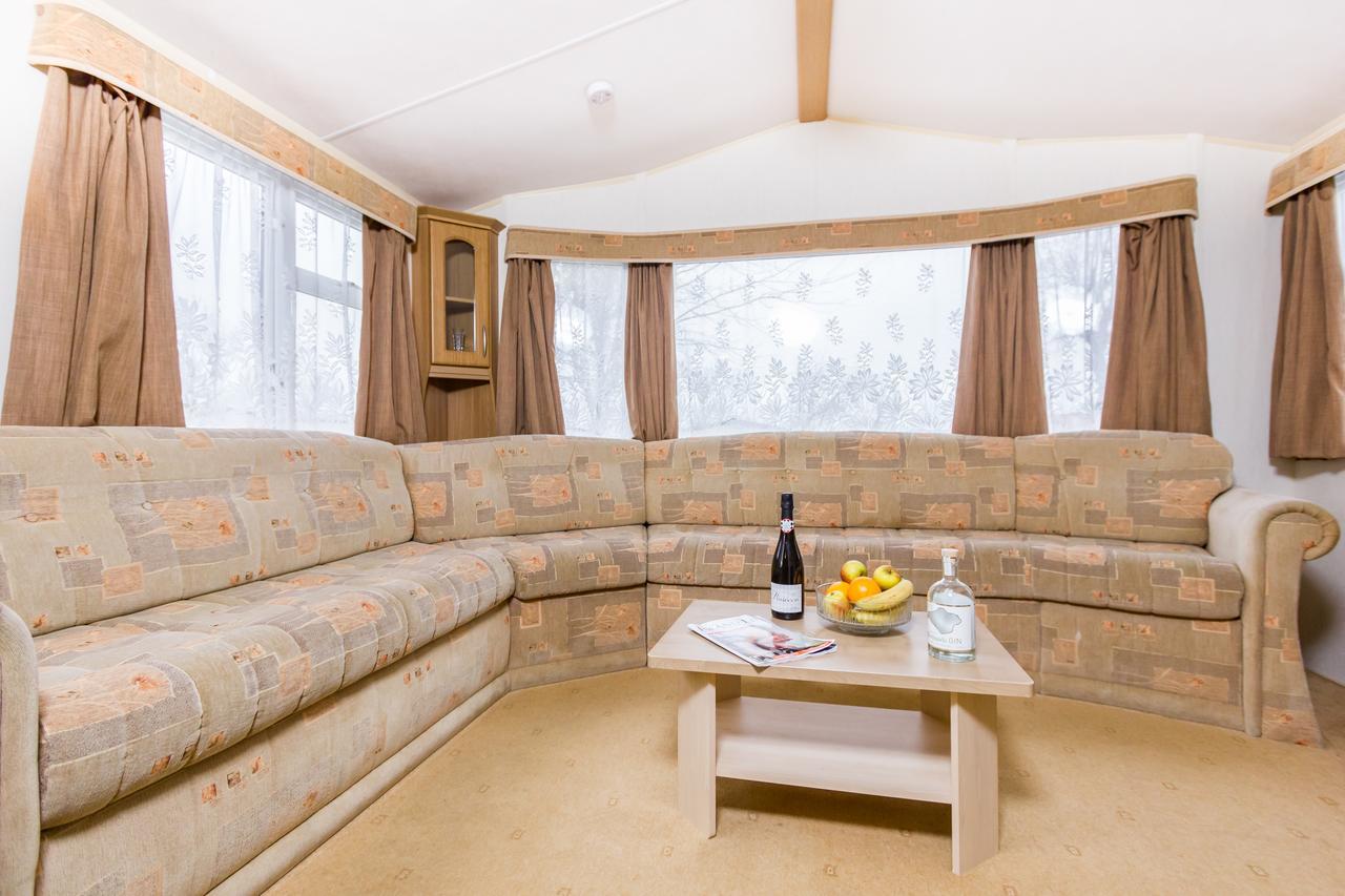 كاوز Orchards Holiday Park المظهر الخارجي الصورة